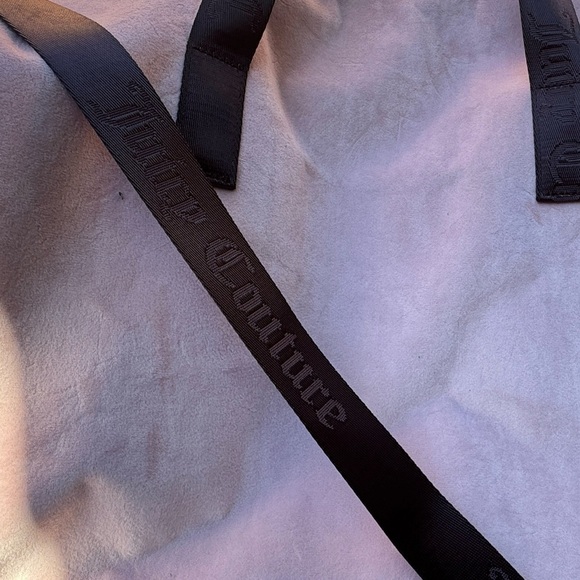 Juicy Couture Retro Vibe Weekender Bag - Picture 4 of 5